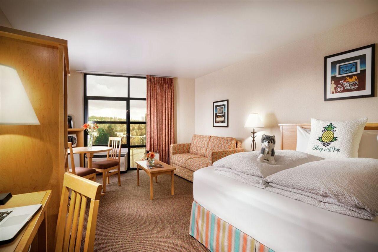 Staypineapple, University Inn, University District Сіетл Екстер'єр фото