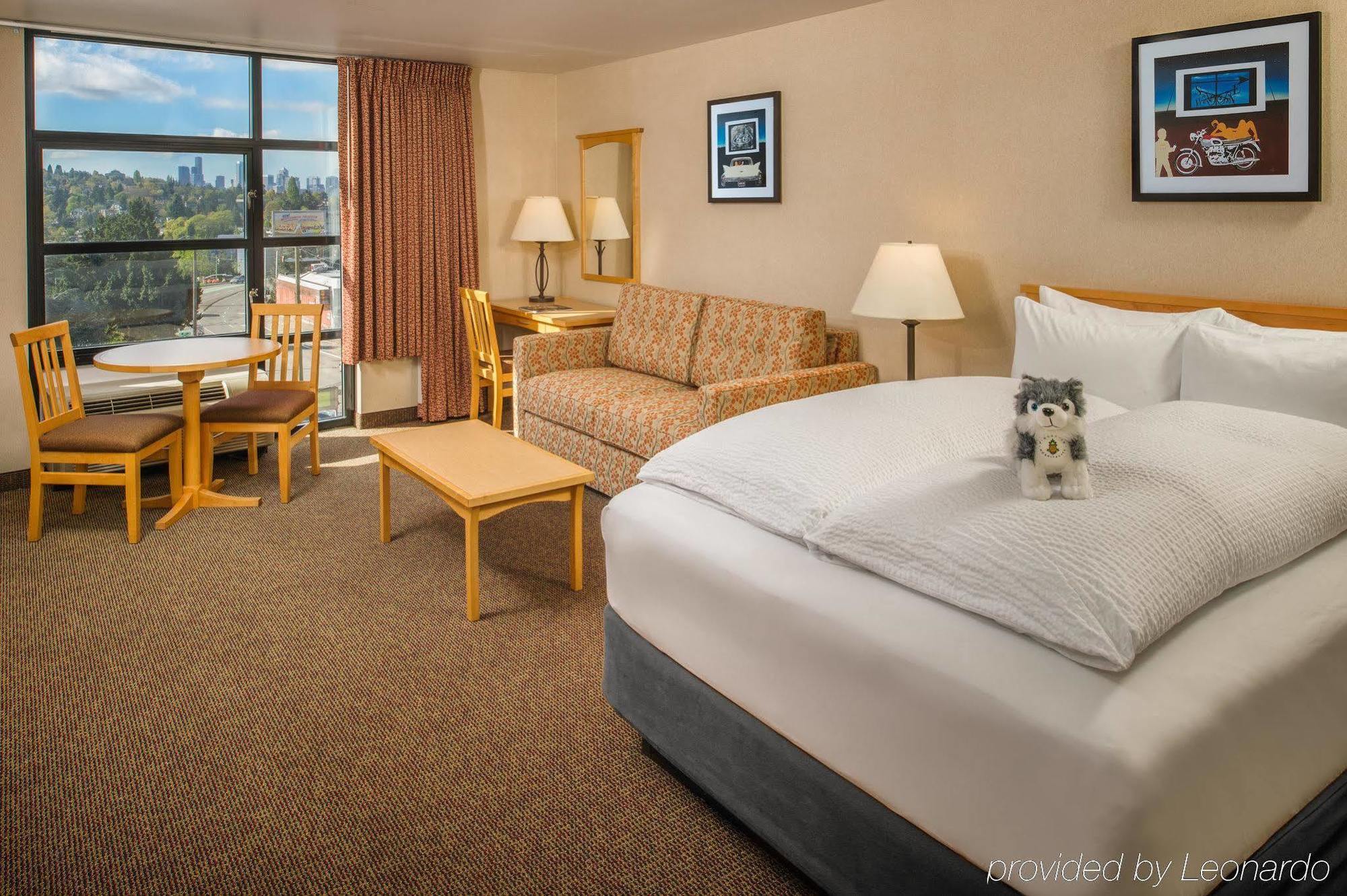 Staypineapple, University Inn, University District Сіетл Екстер'єр фото