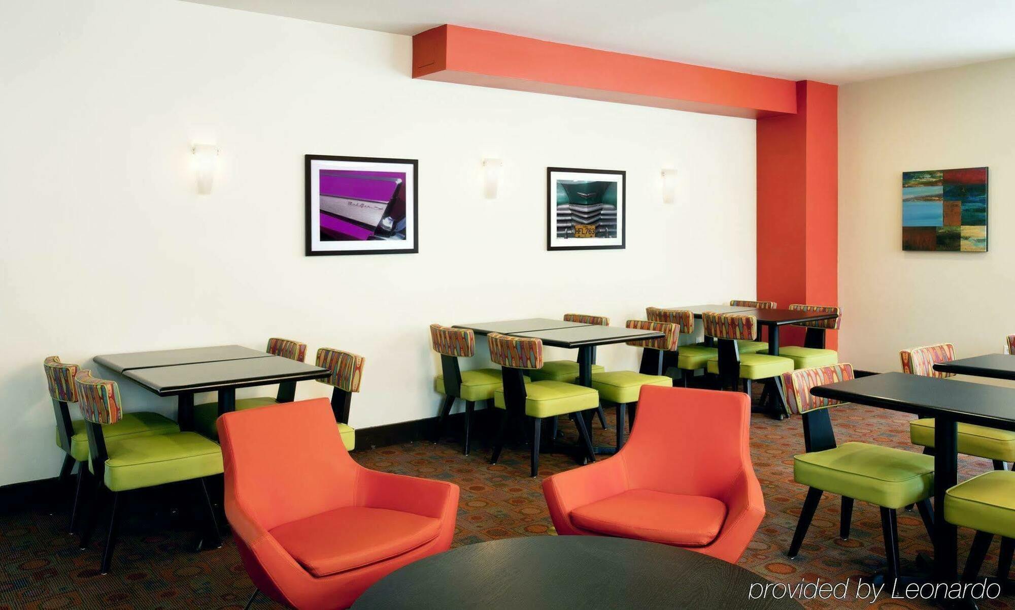 Staypineapple, University Inn, University District Сіетл Екстер'єр фото